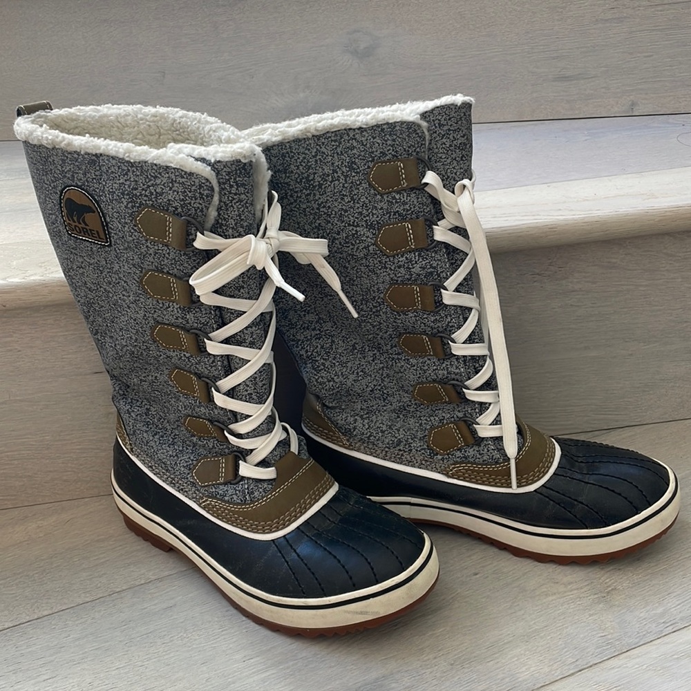 Sorel boots size 6.5 women’s